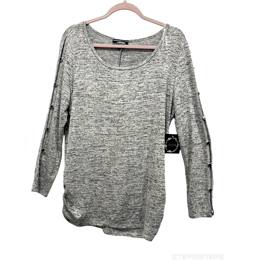 Corvia NWT gray side slit sleeves ruched knit top  size S (3x$15)